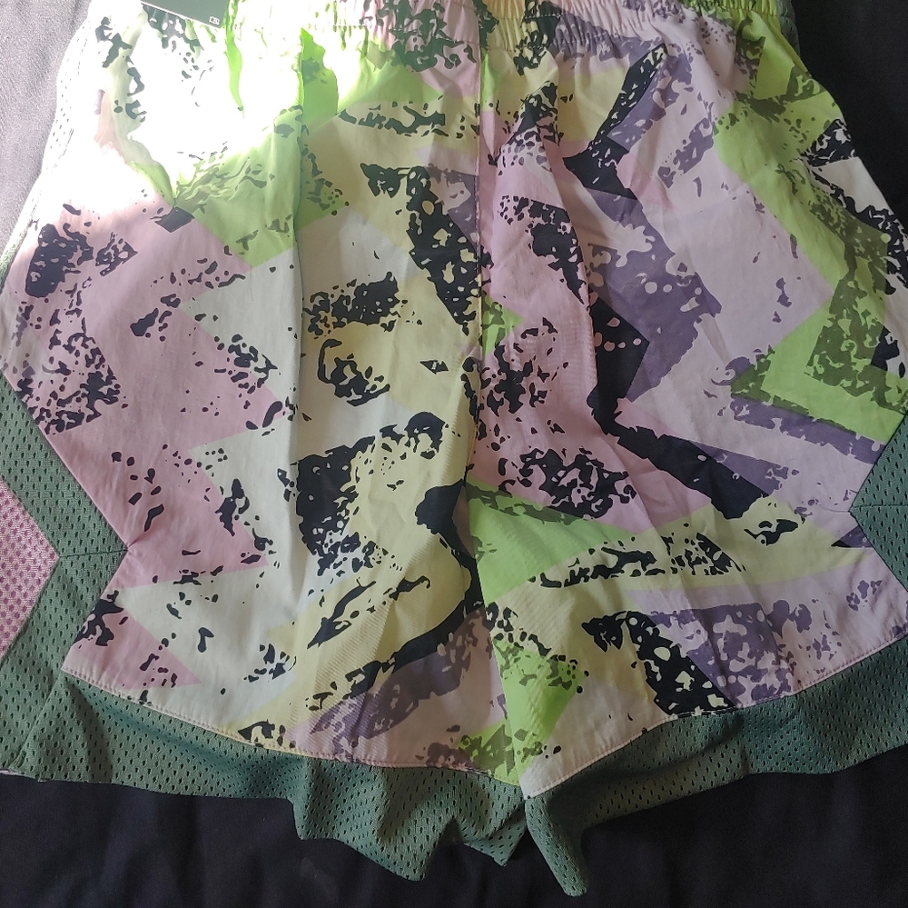 Jordan Shorts Women's BNWT - Picture 14 of 15